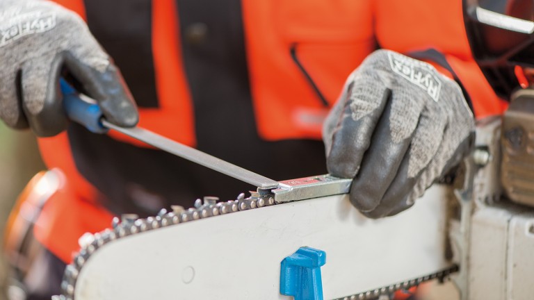 Ostrzenie łańcucha pił łańcuchowych w 8 krokach