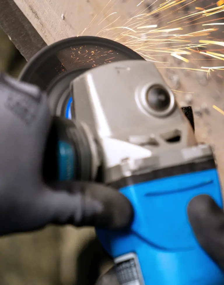 <span class="text-underline">A clear view</span> and excellent grinding results