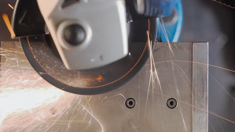 Retificação precisa na indústria